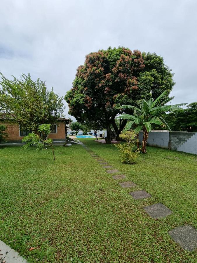 Casa Dom Quixote, Pequena Chacara No Centro Da Cidade Villa Atibaia Buitenkant foto